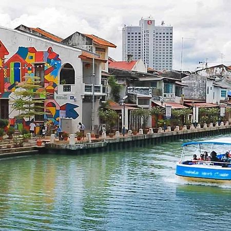Mutiara Chalet Bandar Melaka Esterno foto